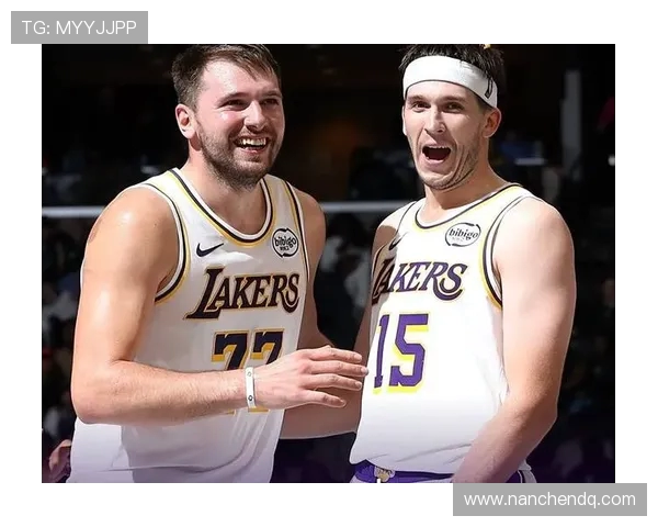 原创7胜0负！联盟第4！这就是湖人给他2年1660万美金大合同的原因